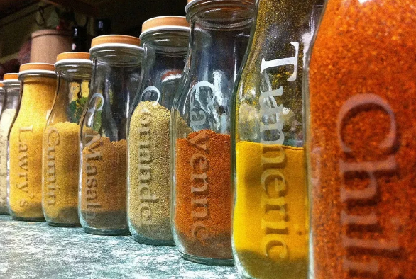 激光打標(biāo)調(diào)料瓶，讓您的生活有滋有味