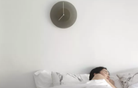 激光切割亞克力時(shí)鐘，打造家居裝飾新寵